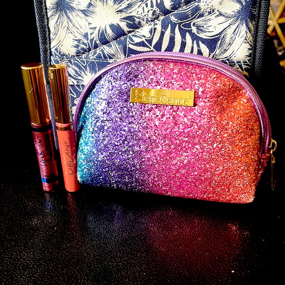 SeneGence Lip Gloss Duo w/Cosmetic Bag